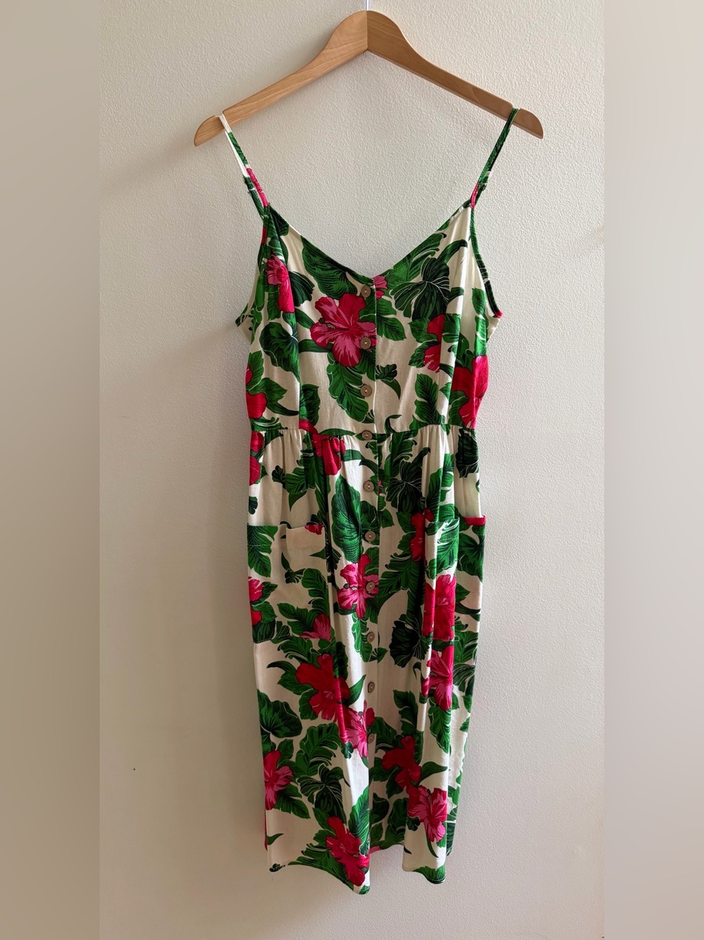 Floral Button-Front Spaghetti Strap Dress in Cream and Green